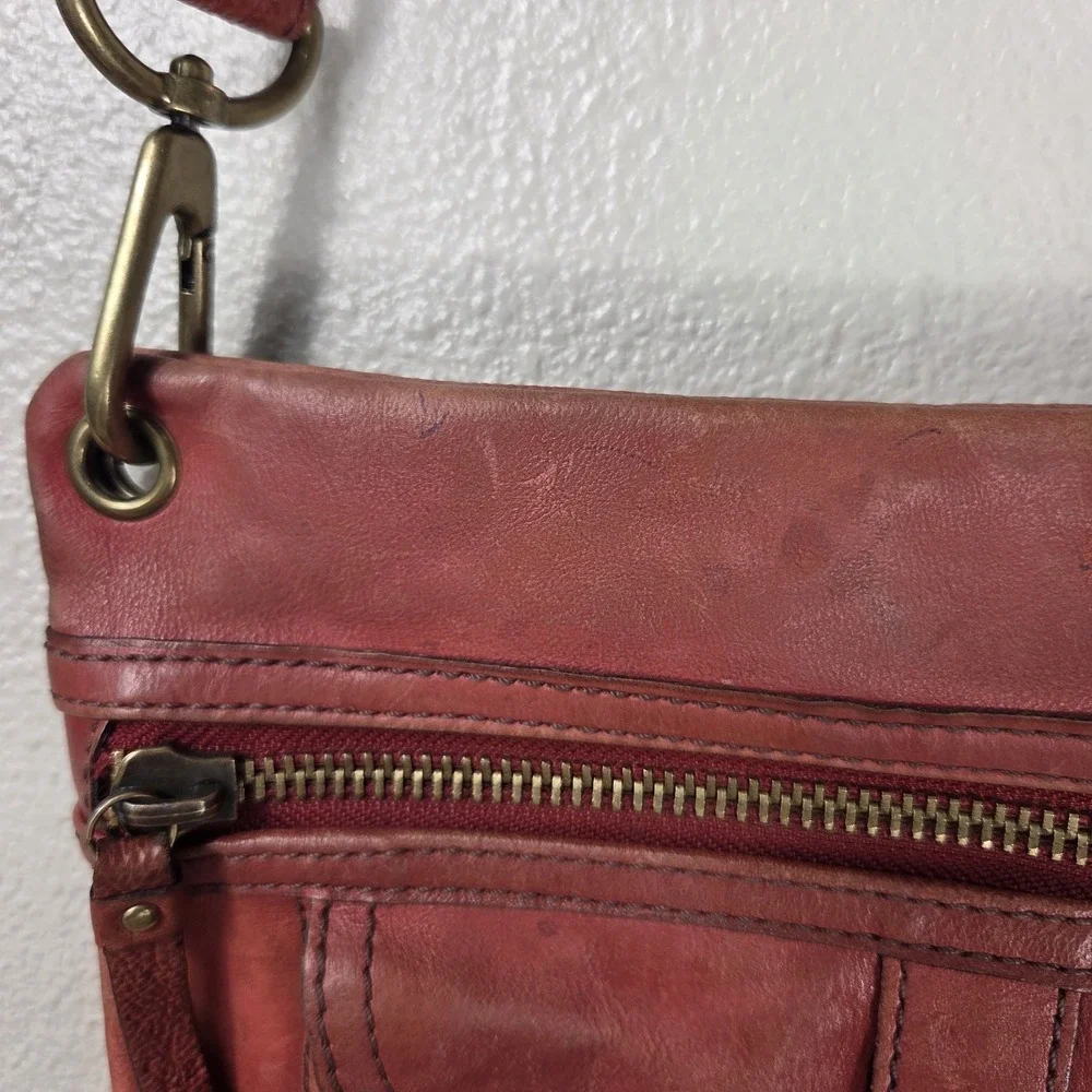 Fossil Brown Leather Crossbody Bag Organizer Pocket Zip Top Purse‎